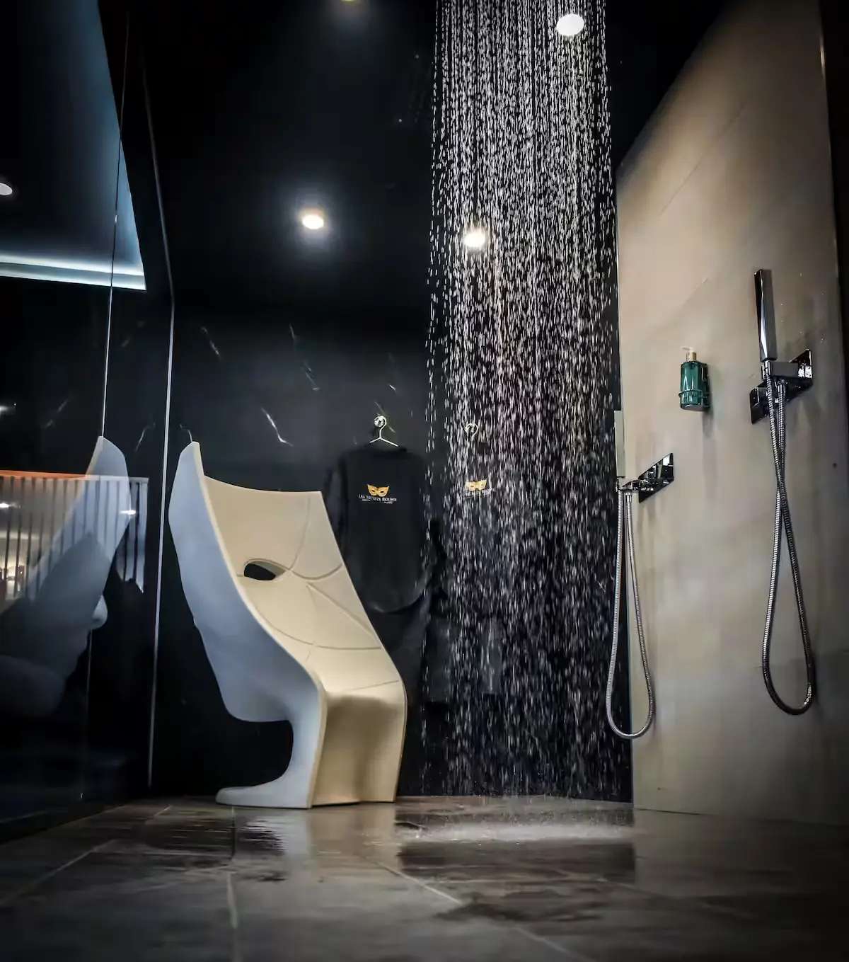Salle d'eau -  L'Évasion des Secrets