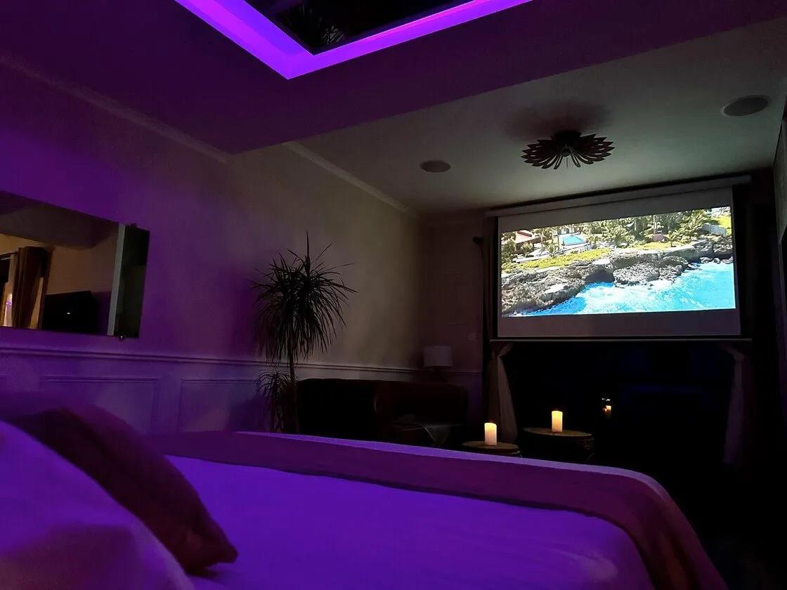 Home Cinéma - Le Colombier - L'Étang du Vieux Doyenné