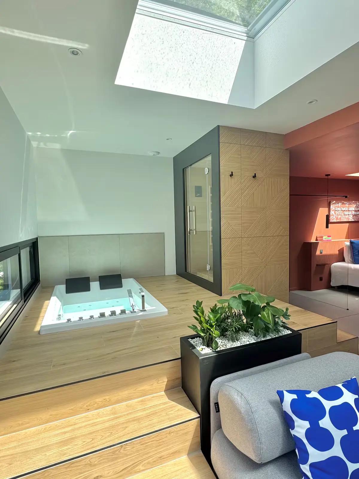 Vue Baignoire Balnéo & Sauna Infrarouge - Villa Piedra Terra cotta