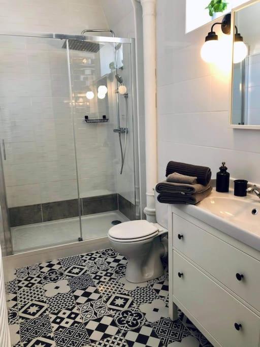 Salle d'eau Salon - L'Expérience Bien-être - Love Appart 21