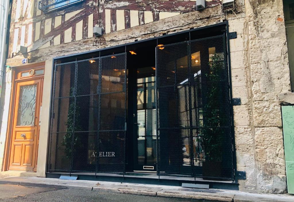 Devanture - L'Atelier 1742