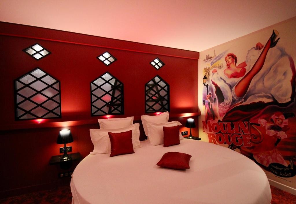 Chambre Moulin Rouge à Paris - Chambre romantique pour couple