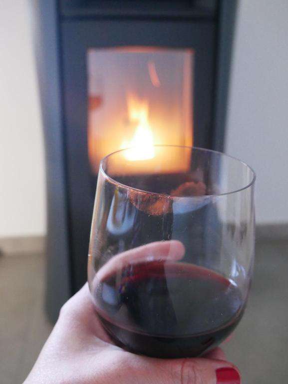 Vin & Poêle - La Loveroom de l'Artois