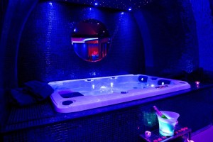 Espace romantique - Suite Luxueuse - L'Insolite à Toulouse