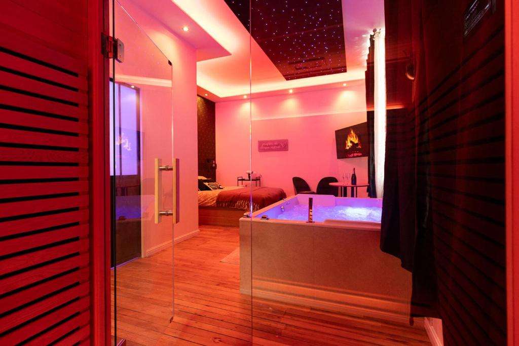 Balnéo - Appartement Évasion Spa - Spa Privatif Dijon
