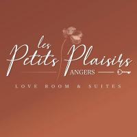 Émilie - Les Petits Plaisirs Angers - Propriétaire de Love Room Romantique