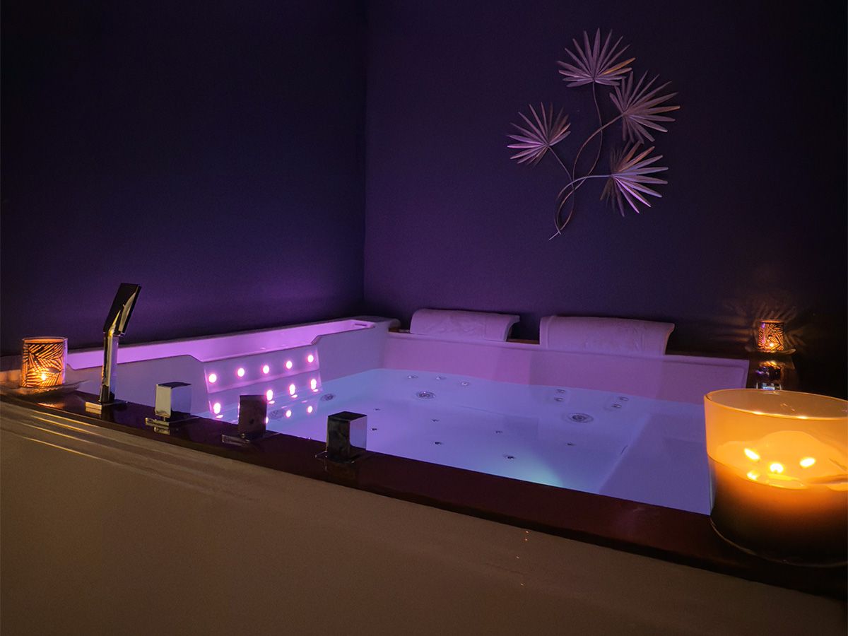 Baignoire Balnéo - L'Entre-Parenthèse