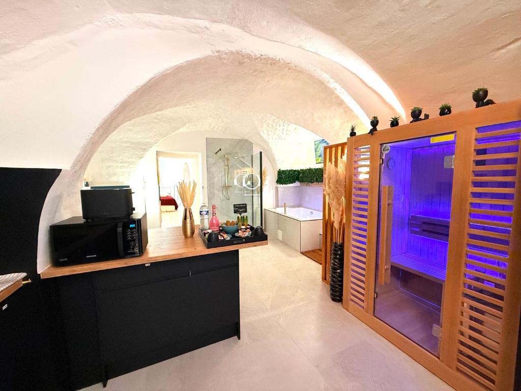 La Love Room X à Gignac - Chambre romantique pour couple