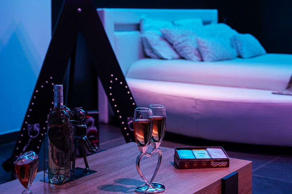 Jeux & Pétillant - La Suite Cupidon - L'Olympe des Sens