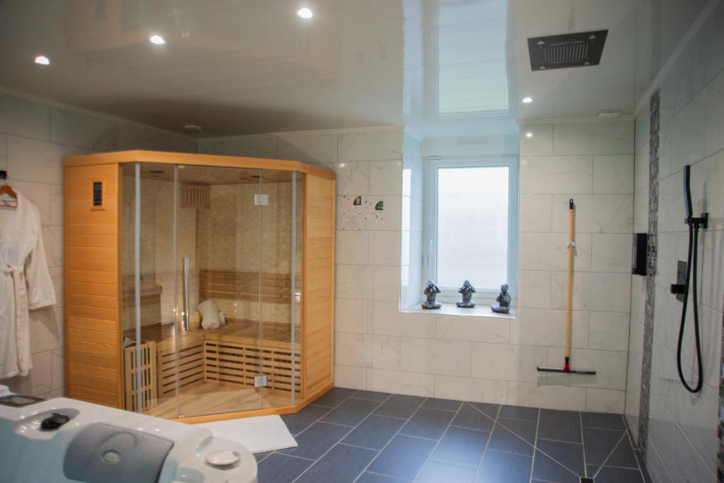 Espace Bien-être & Douche - La Secrète Room