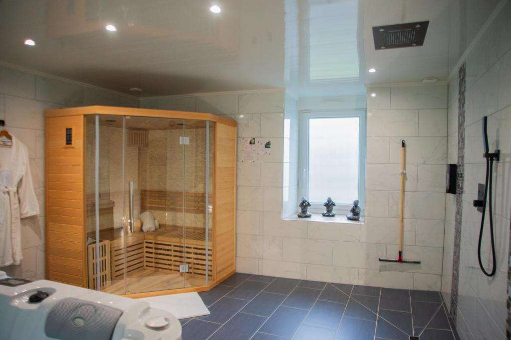 Espace Bien-être & Douche - La Secrète Room