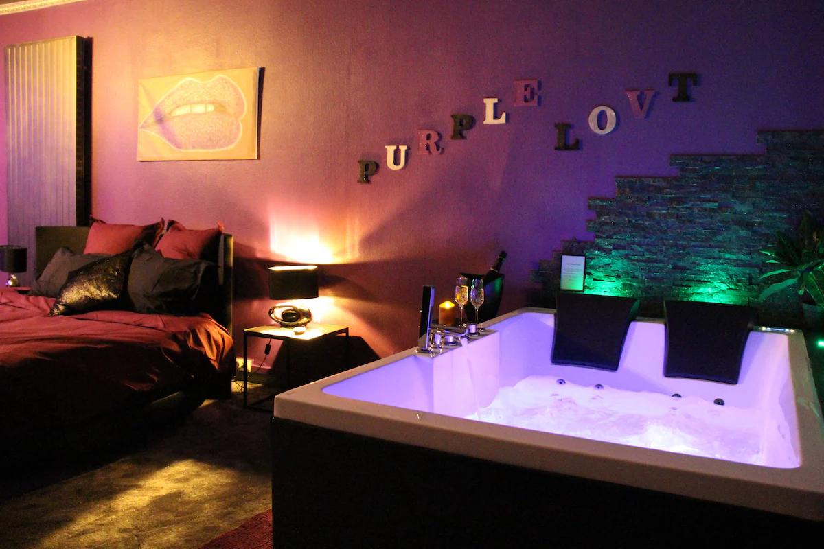 Lit & Baignoire Balnéo - Purple Lovt