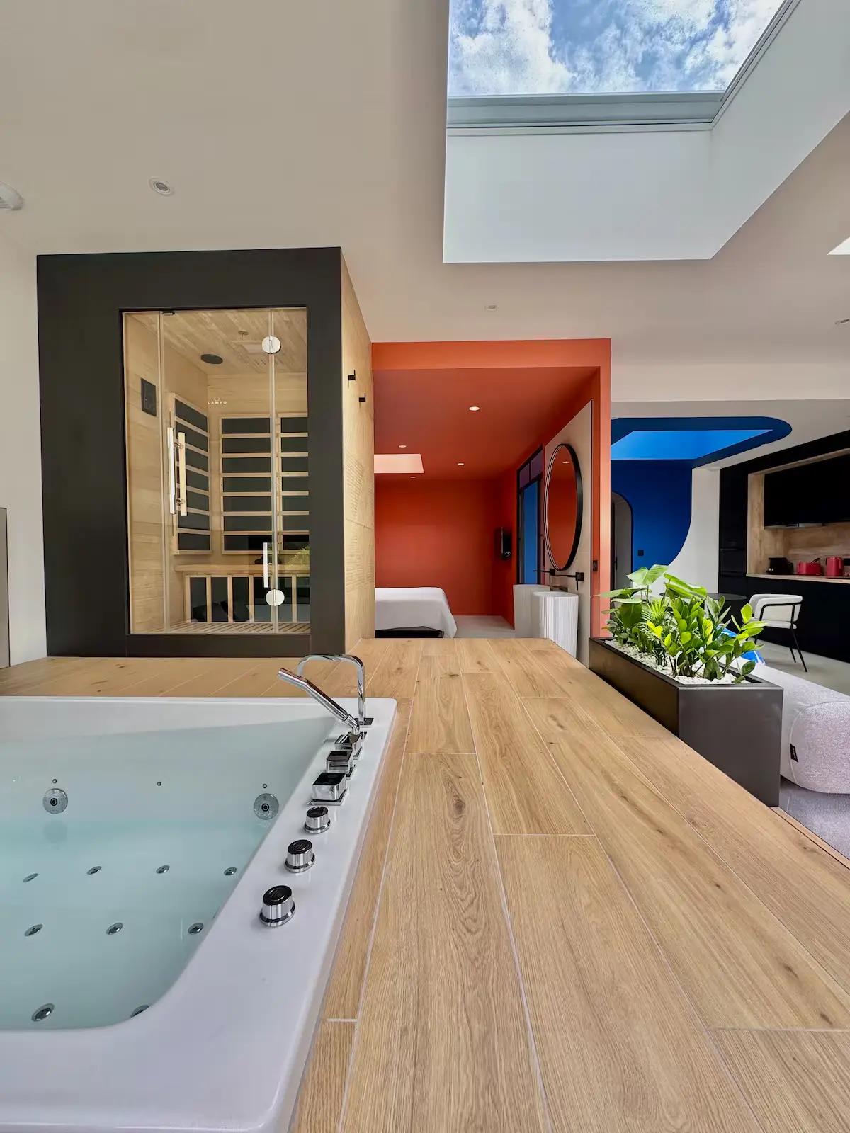 Baignoire Balnéo - Sauna Infrarouge & Salle d'eau - Villa Piedra Terra cotta