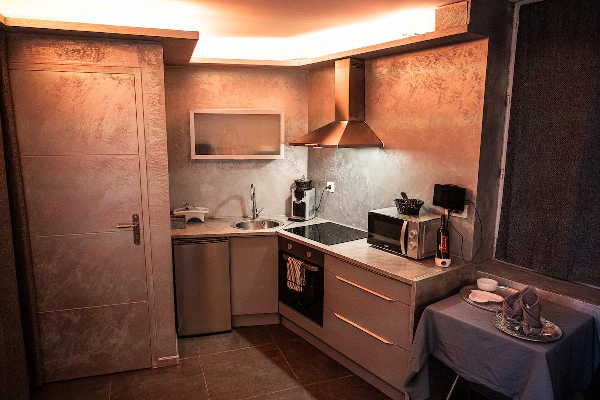 Kitchenette - Venezia - Suite Romantique Narbonne