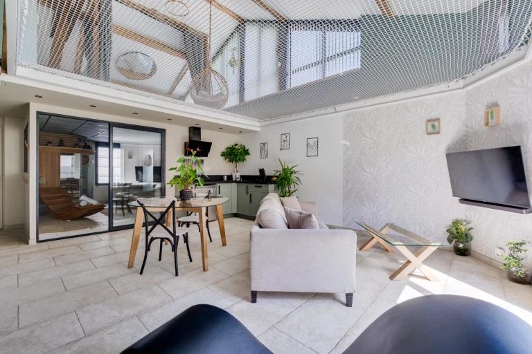 Salon & Coin repas - Loft Kiss - Espace Evasions