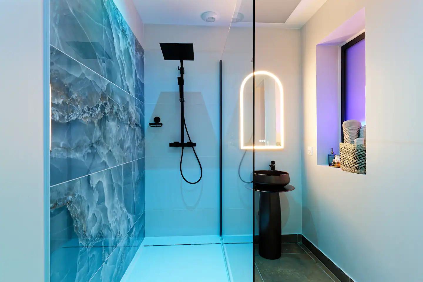 Salle d'eau - Suite Nuit d'Amour - Romance SPA Le Havre