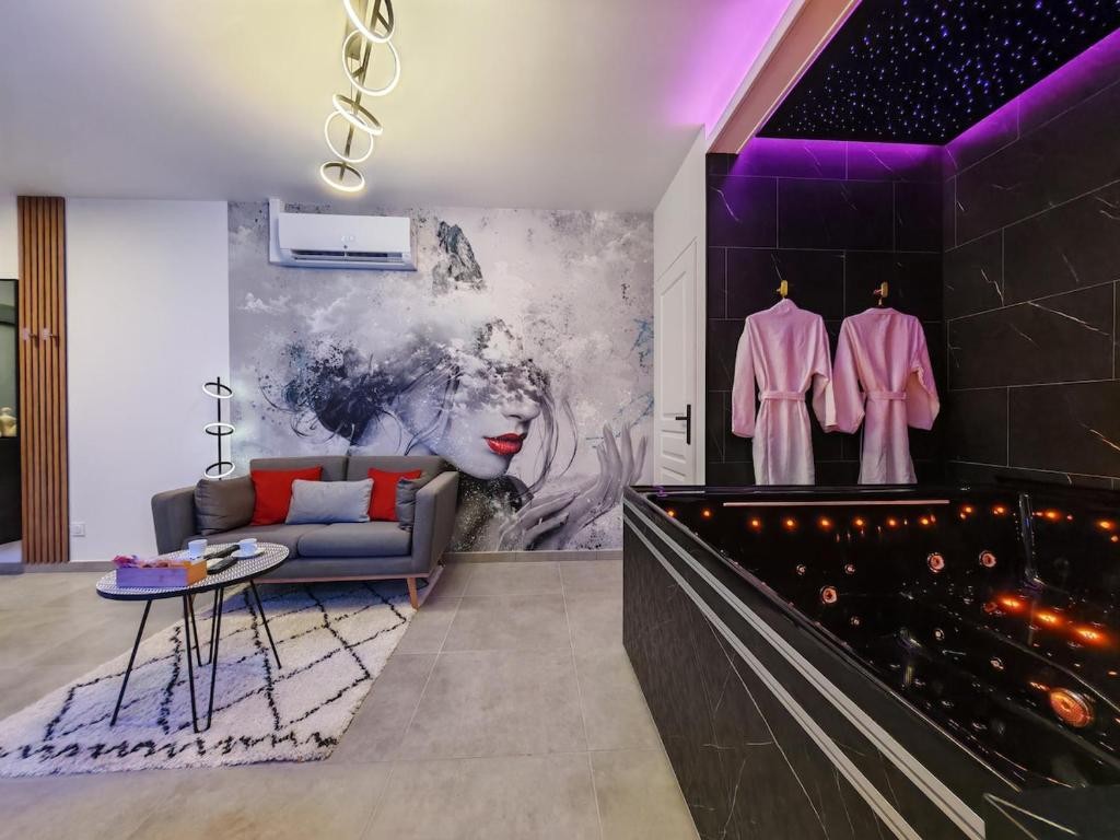 Aux Bulles 2 à Limoges - Chambre romantique pour couple