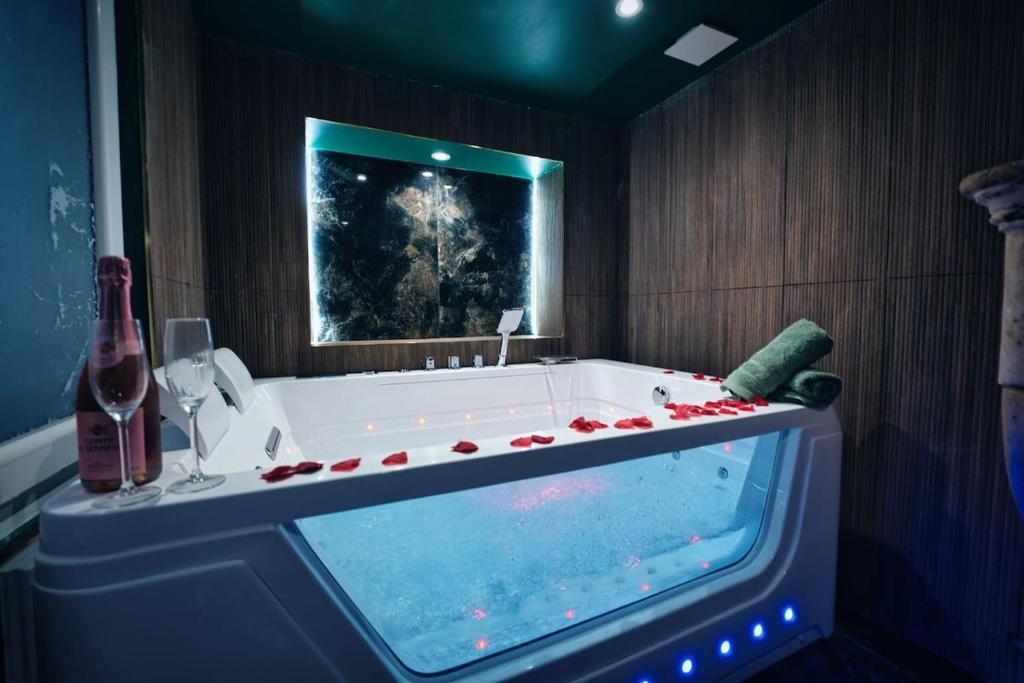 Baignoire Balnéo - Sensual Bali - Sensual Room & Spa