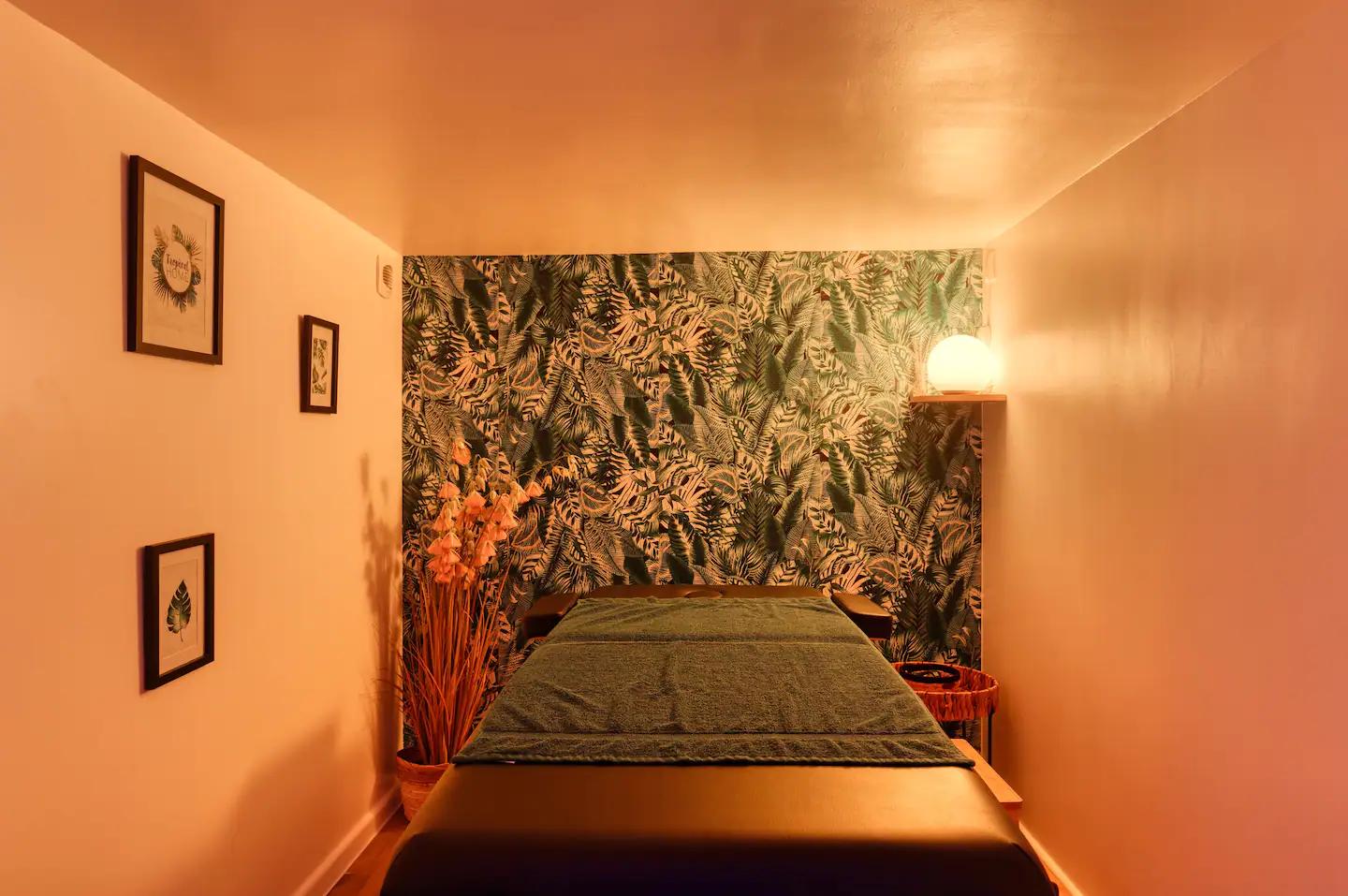 Table de Massage - Suite Tropical - Romance SPA Le Havre