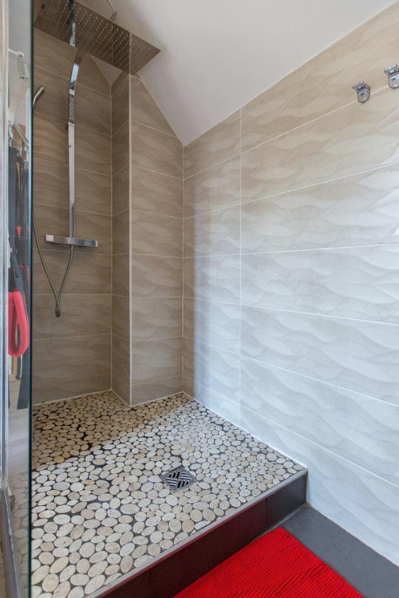 Salle d'eau - L'Expérience Sensuelle - Love Appart 21