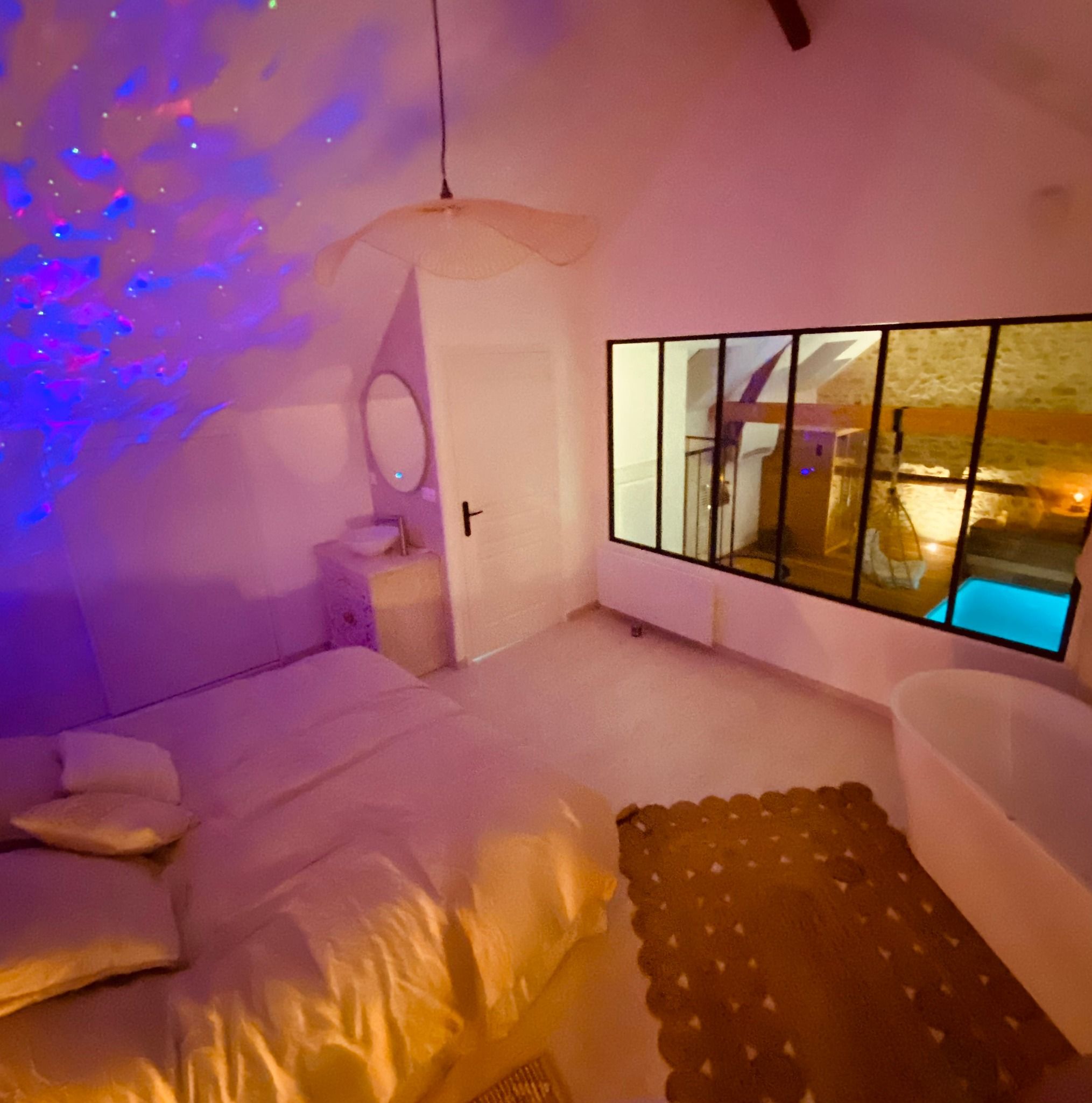 Chambre vue Piscine - La Grange Épicurienne