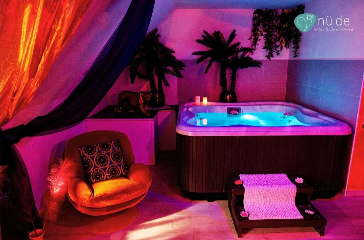 Spa Jacuzzi - Le Secret de Kâma - Nü-de