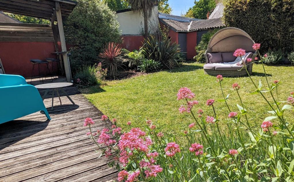 Extérieur - Le Lov(t)