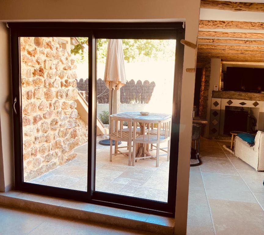 Vue sur l'extérieur - La Bergerie - Room 32