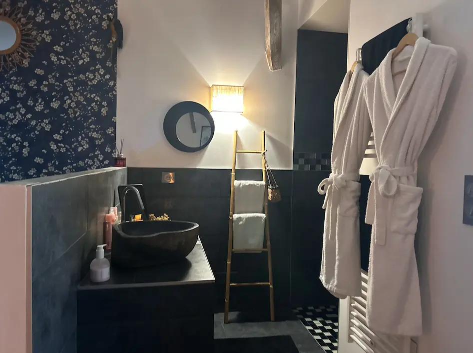 Salle d'eau - Le 7 de Cœur