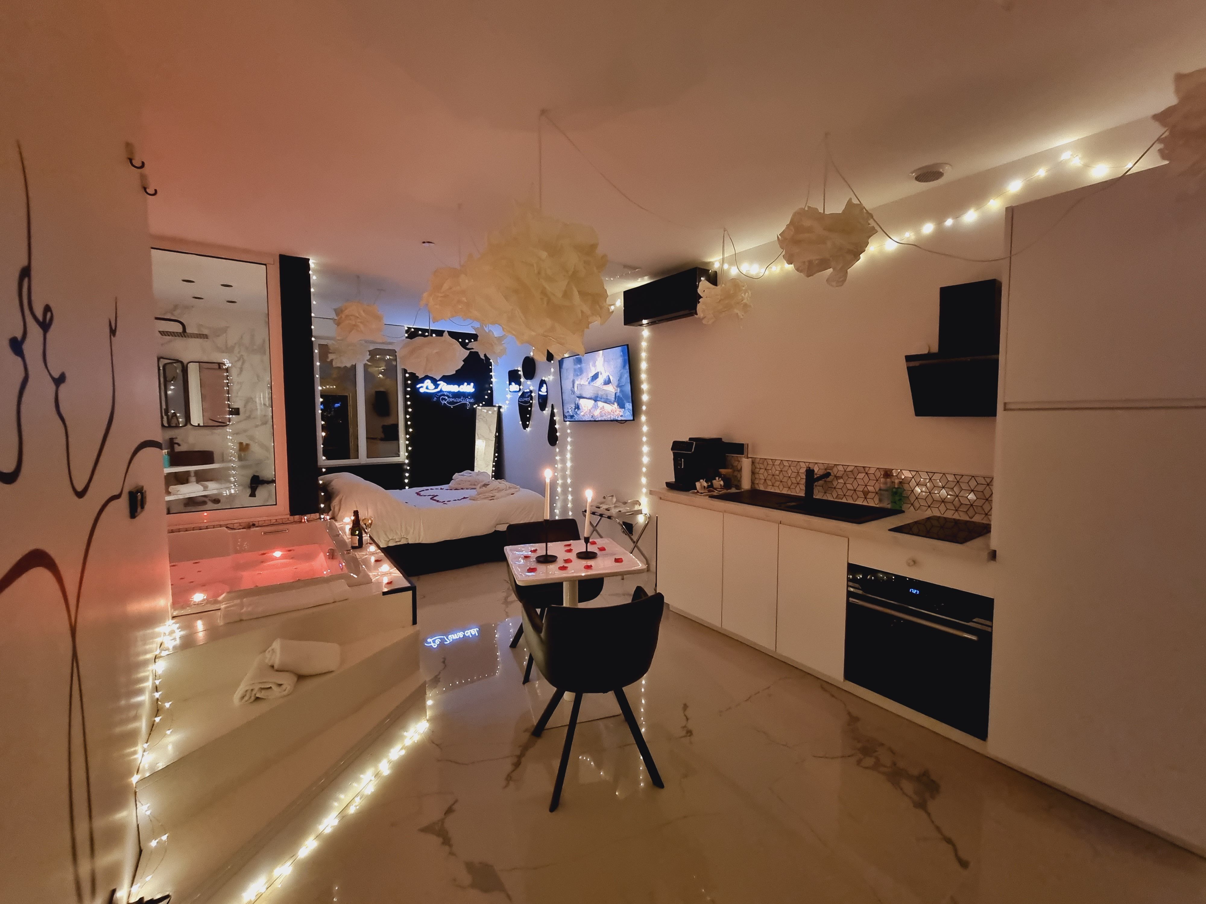 Vue d'ensemble - Le 7e Ciel - L'Escapade Romantique