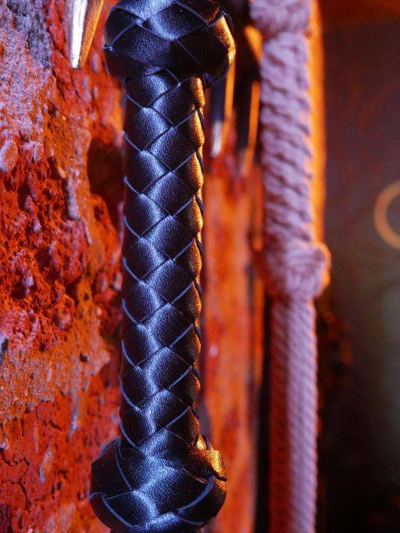 Fouets - La Blackroom de l'Artois