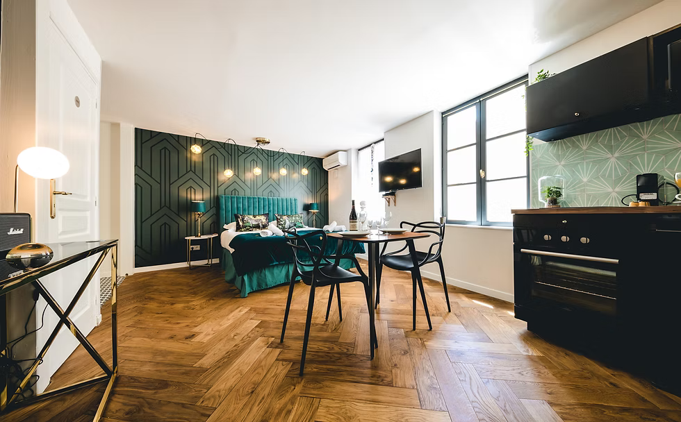 La Suite Art Déco 35 à Avignon - Chambre romantique pour couple