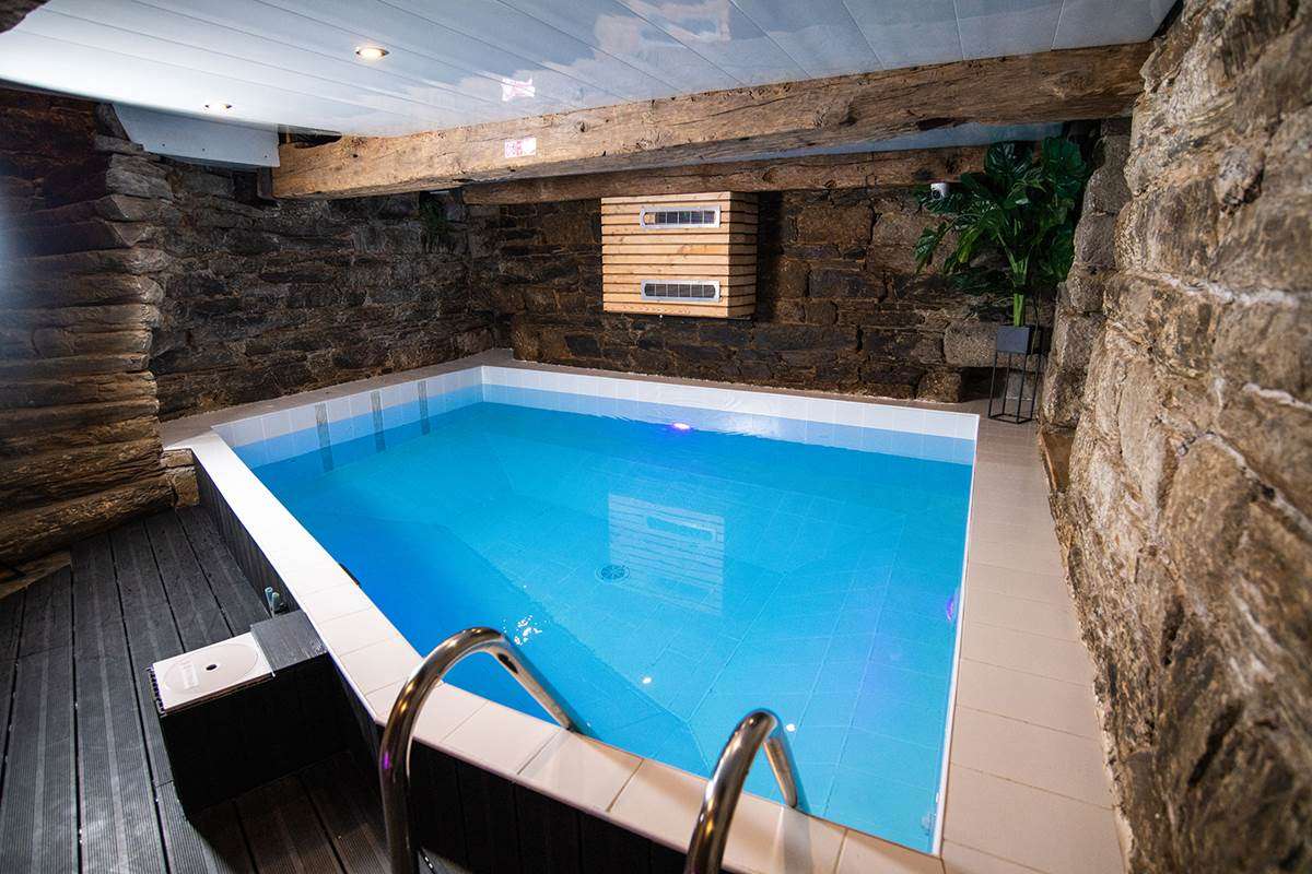 Espace détente - Piscine - Suite Spicy Kiss  - Domaine du Pélican