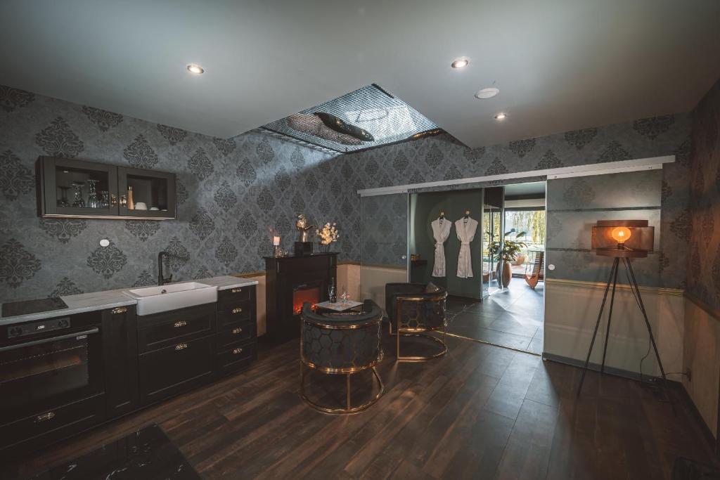 Cuisine & Cheminée - Le Secret de L'Élixir