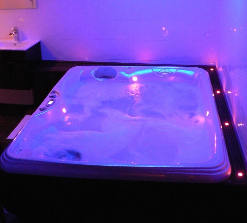 Jacuzzi - Le Cocon Enchanteur