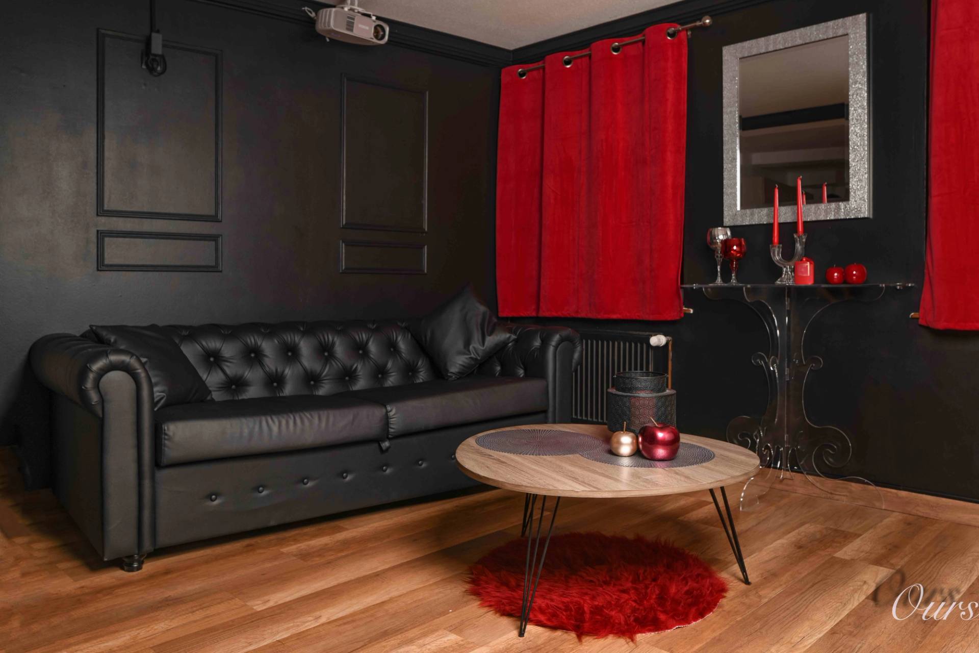 La Mystic Room - Love Room
