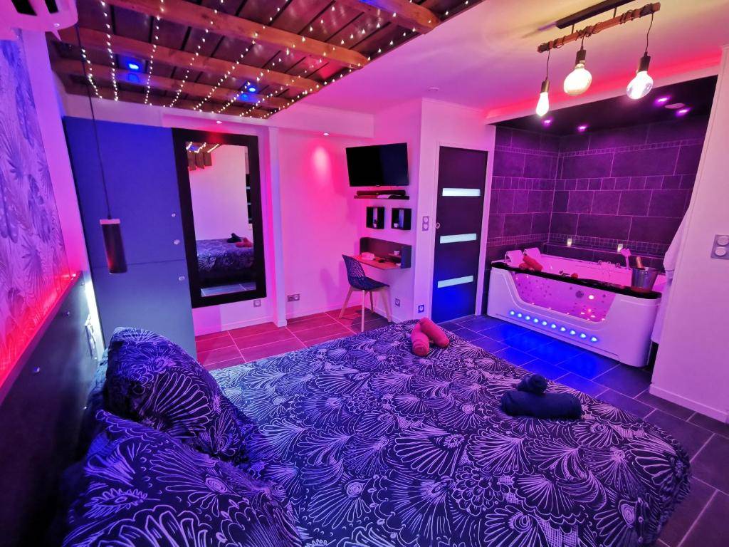 Aux Bulles 1 - Love Room