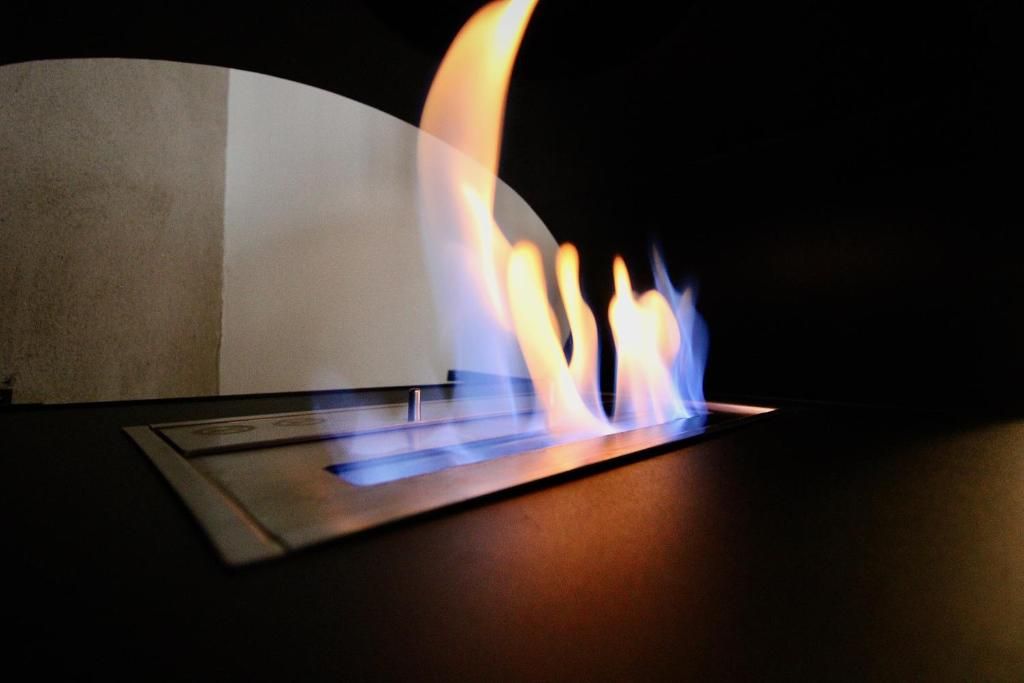 Cheminée d'ambiance - L'Atelier 1742