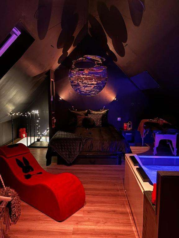 Chambre & Balnéo - La Sainteny Touch