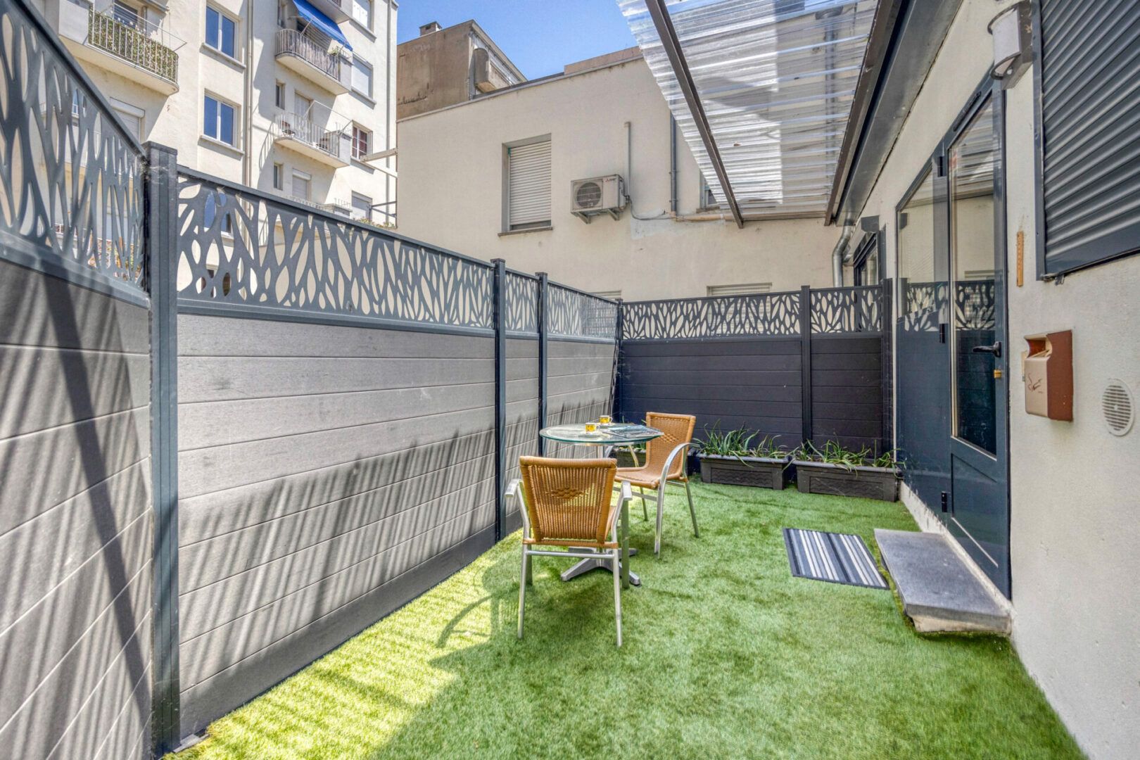 Terrasse - Love Attitude