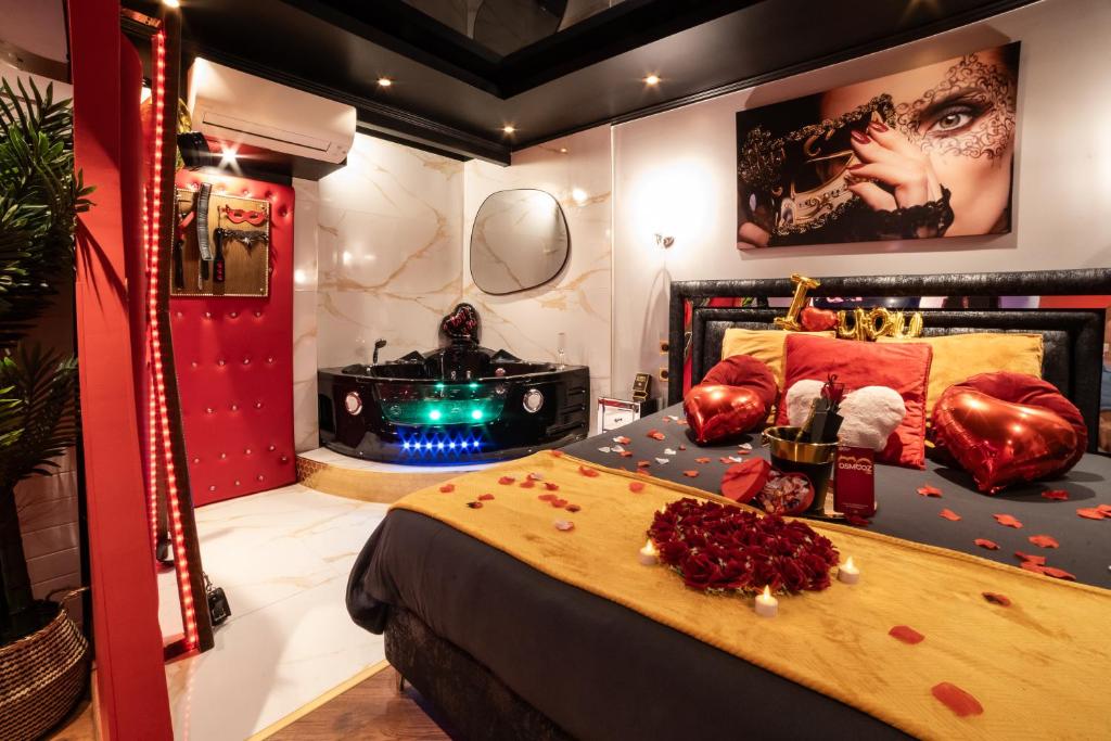 Baignoire Balnéo & Lit - Sensual Room - Sensual Room & Spa