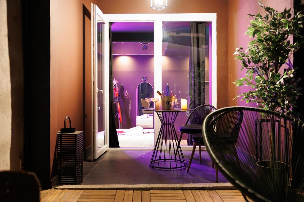Terrasse - Suite Aphrodisia - ambiance interdite - Just For Us