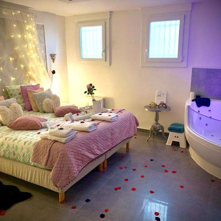 Chambre & Balnéo - Suite Cristal VIP - Cosy & Spa