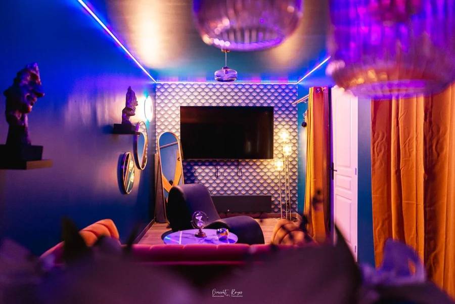Le Pavillon Des Amants - Love Room