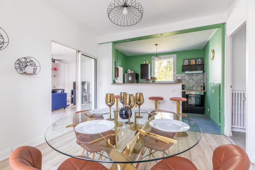 Salle à manger & Cuisine - Love Room ou pas !