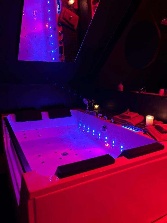 Baignoire Balnéo - La Sainteny Touch