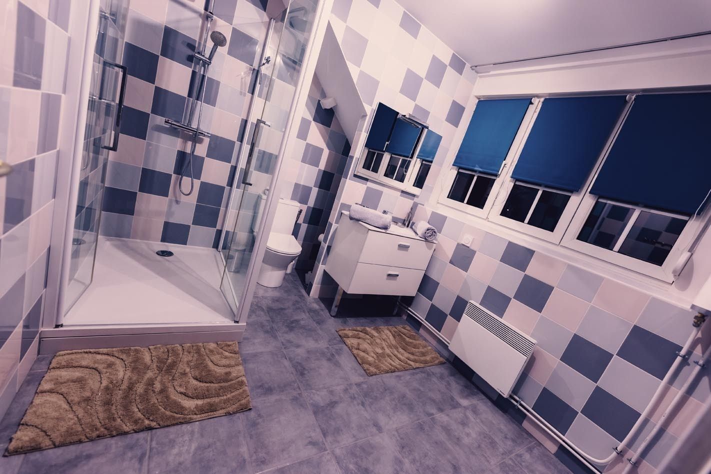 Salle d'eau - L'Écrin du Désir - Les Gîtes de Justine