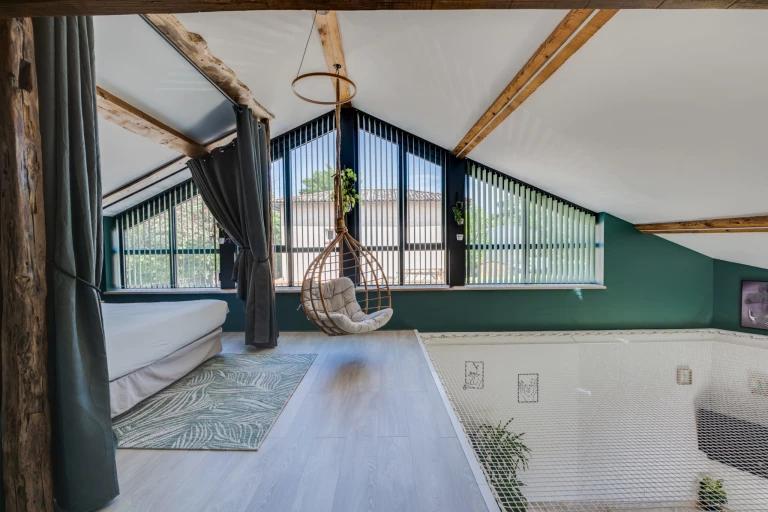 Chambre & Balançoire - Loft Kiss - Espace Evasions