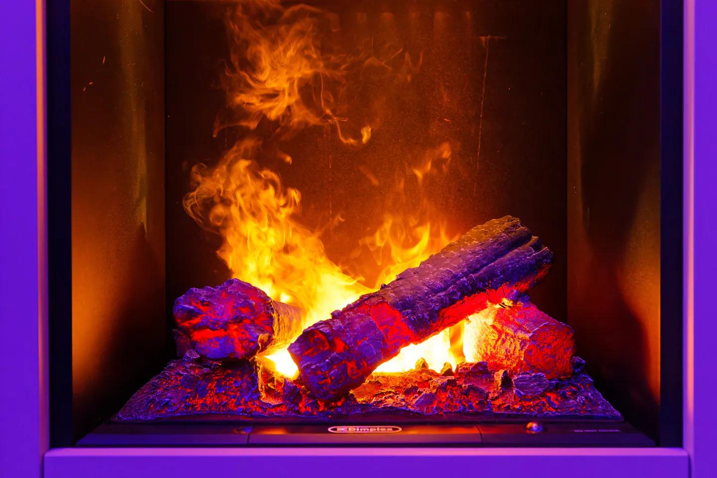 Cheminée d'ambiance - Suite Nuit d'Amour - Romance SPA Le Havre