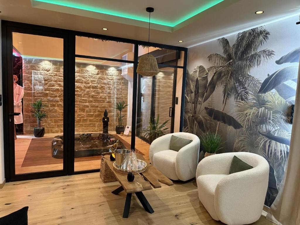 L'Apogée à Noyal-Pontivy avec jacuzzi privatif - Chambre romantique pour couple